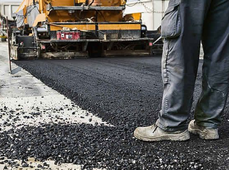 ഇടപ്പള്ളി-മൂവാറ്റുപുഴ റോഡ്: ഖജനാവിന് 75 ലക്ഷം രൂപ നഷ്ടം, അഞ്ച് ഉദ്യോഗസ്ഥര്‍ക്കെതിരെ കേസ്