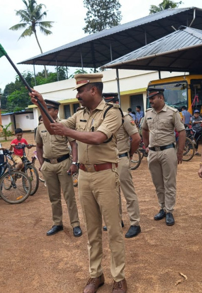 ലഹരി വിരുദ്ധ സന്ദേശവുമായി ഇരിങ്ങോൾ സ്കൂൾ