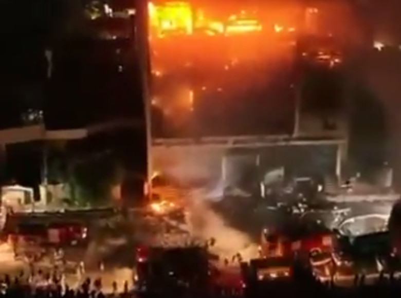 ഇറാഖില്‍ ഹൈപ്പര്‍ മാര്‍ക്കറ്റില്‍ തീപിടിത്തം ; 50 പേര്‍ക്ക് ദാരുണാന്ത്യം