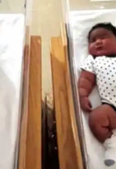 അസാധാരണ പ്രസവം ; നവജാത ശിശുവിനെ ആദ്യമായി കണ്ട രക്ഷിതാക്കള്‍ അമ്പരന്നു , 5.9 കിലോഗ്രം ഭാരം , ആശുപത്രിയില്‍ ഇതുവരെ ജനിച്ചതില്‍ വച്ച്‌ ഏറ്റവും ഭാരം കൂടിയ കുട്ടി