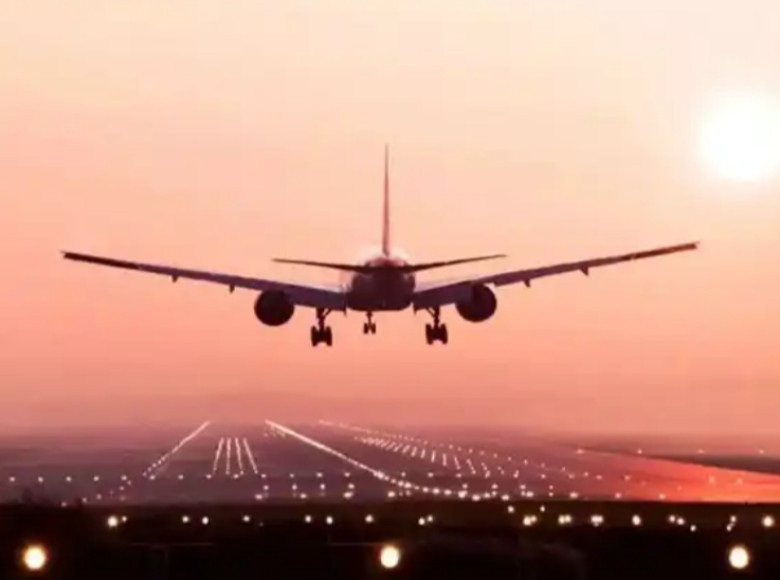 ടിക്കറ്റ് എടുത്തവര്‍ ശ്രദ്ധിക്കുക ! 11 രാജ്യങ്ങള്‍ " ഹൈ റിസ്‌ക് " പട്ടികയില്‍ ; വിമാന സര്‍വീസുകള്‍ അനിശ്ചിതത്വത്തില്‍