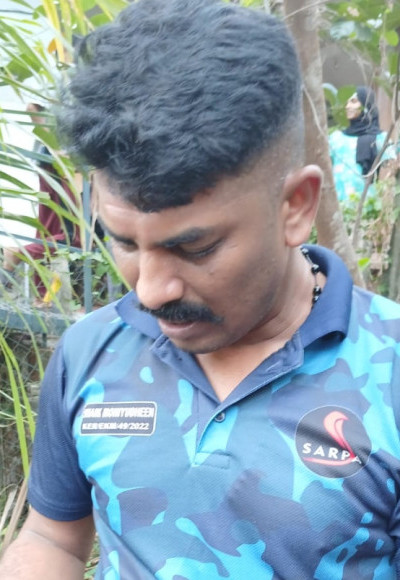 പള്ളിക്കരയിൽ 11 അടി നീളമുള്ള പെരുംപാമ്പിനെ സർപ്പ ടീം റെസ്ക്യൂ ചെയ്തു.