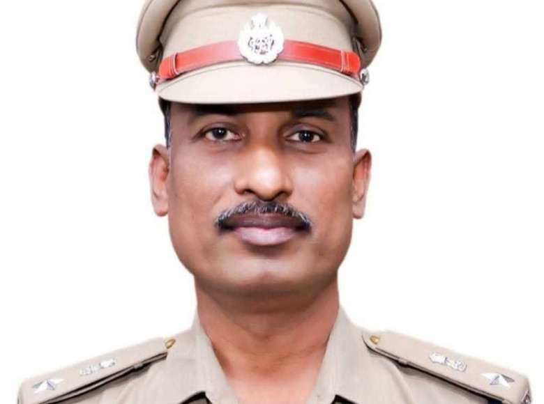 സംസ്ഥാന പോലീസ് മേധാവിയുടെ ഉന്നത ബഹുമതിയായ “ ബാഡ്ജ് ഓഫ് ഹോണർ ” പുരസ്‌കാരത്തിന് എറണാകുളം റൂറൽ ജില്ലാ പോലീസ് മേധാവി കെ. എസ്. സുദർശൻ ഐ.പി.എസ് അർഹനായി.