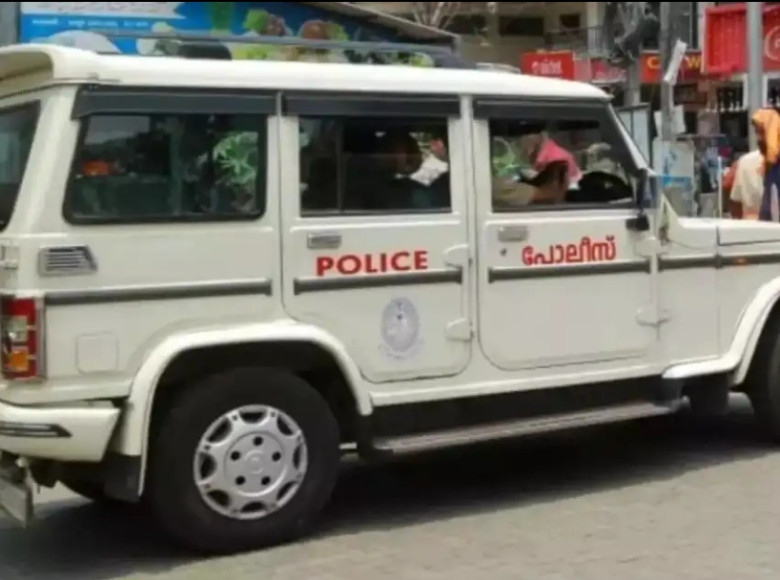 ചായ കിട്ടിയില്ല : മലപ്പുറത്ത് അമ്മായിയമ്മ മരുമകളെ വെട്ടിക്കൊന്നു