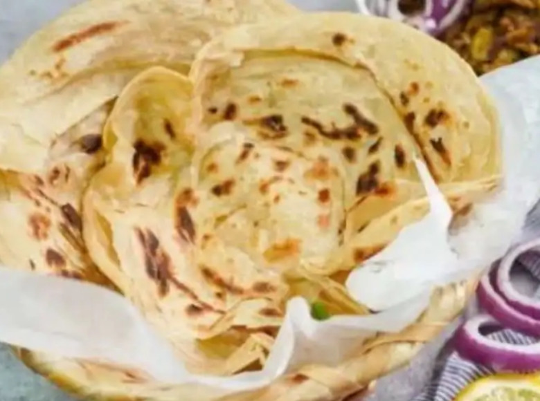 എല്‍.പി.ജി ക്ഷാമം രൂക്ഷം ; പൊറോട്ടയ്ക്ക് , ചായയ്ക്കും വിലകൂടി ; കൂടുതല്‍ ഹോട്ടലുകള്‍ പൂട്ടി