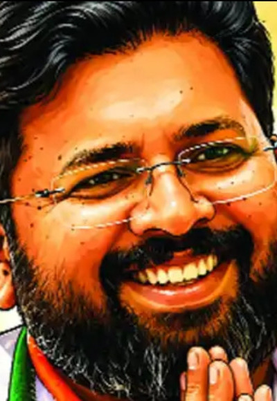 രാഷ്ട്രീയഗുരുവിനോടുള്ള ആദരവ്, മകന് ഉന്നതപദവി ; അരുവിക്കര മുന്‍ എം.എല്‍.എ ശബരീനാഥനെ മുഖ്യമന്ത്രി ഓഫീസിലേക്ക് കൂടെ കൂട്ടി