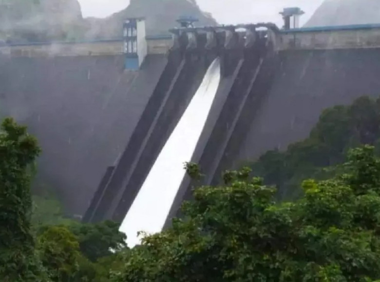 ഇടുക്കി ഡാമിൽ നിന്നും ഒഴുക്കുന്ന വെള്ളത്തിന്‍റെ അളവ് കൂട്ടി