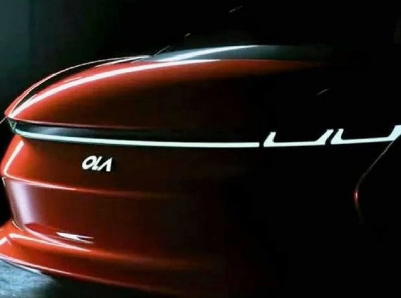 ഒറ്റ ചാര്‍ജില്‍ 500 കി.മീ; ഒല ഇലക്ട്രിക്ക് കാര്‍ അവതരിപ്പിച്ചു