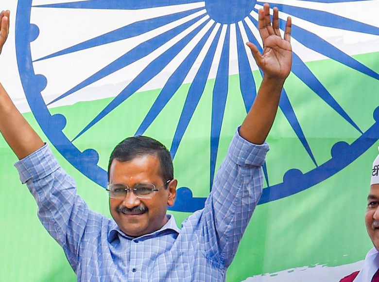 എഎപിയുടെ അംഗീകാരം റദ്ദാക്കണമെന്നാവശ്യപ്പെട്ട് തിരഞ്ഞെടുപ്പ് കമ്മീഷന് മുന്‍ ബ്യൂറോക്രാറ്റുകളുടെ കത്ത്