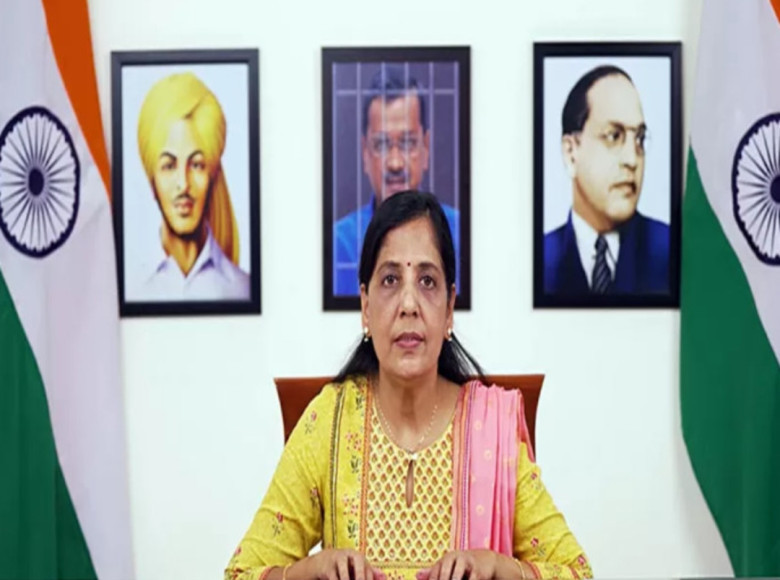 കെജ്രിവാളിന്റെ ജീവന്‍ അപകടത്തില്‍ : ഭാര്യ സുനിത കെജ്രിവാൾ