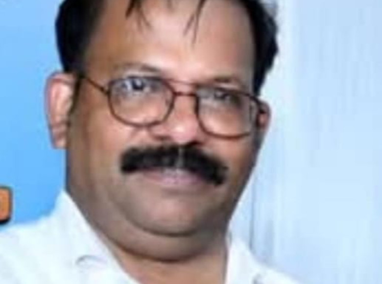 സ്കൂളിൽ കയറി അക്രമവും വസ്തുക്കൾ നശിപ്പിക്കലും മധു പുള്ളി ഹൈദർബാവക്കും മൂന്ന് പേർക്കുമെതിരെ FIR രജിസ്ട്രർ ചെയ്ത് കേസെടുത്തു.