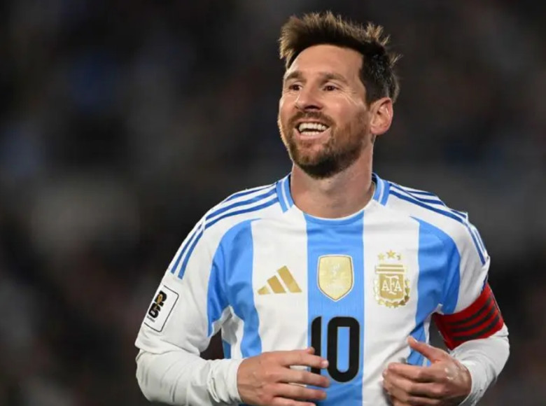 മെസ്സിയും സംഘവും കലൂരില്‍ കളിച്ചേക്കും ; കേരളത്തിലെ മത്സരം കൊച്ചിയിലാക്കാൻ സര്‍ക്കാര്‍ ആലോചന