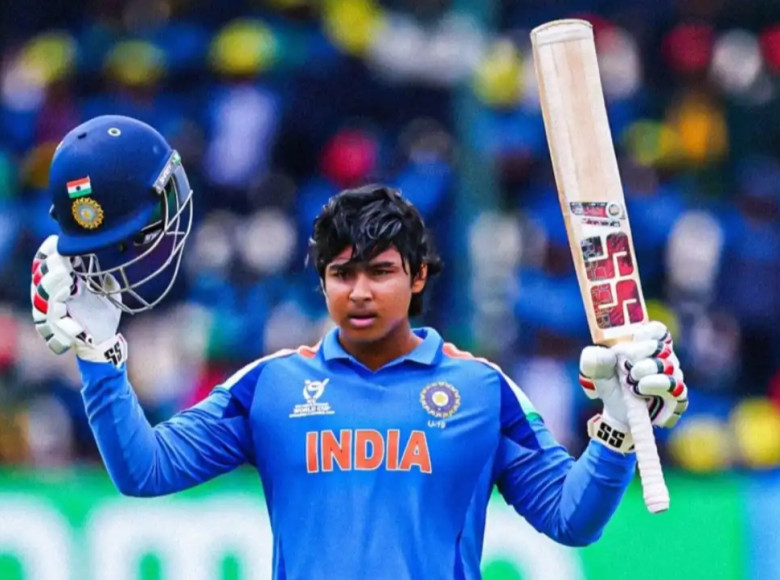 ഫൈനലില്‍ വൈഭവ് താണ്ഡവം , ഇംഗ്ലണ്ടിനെതിരെ 411 റണ്‍സുമായി ഇന്ത്യ