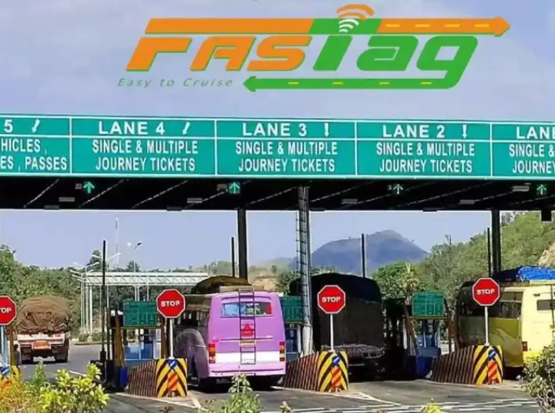 ടോള്‍ പ്ലാസകളില്‍ ഇനി 'ക്യാഷ് ' ഇല്ല ; നിയമം ഇന്ന് മുതല്‍ പ്രാബല്യത്തില്‍, ഡിജിറ്റല്‍ ഇടപാടുകള്‍ നിര്‍ബന്ധം